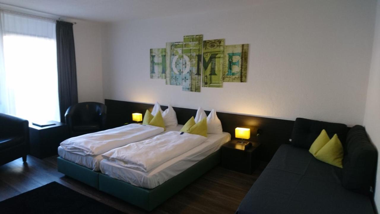 Deutschherrenhof 3*